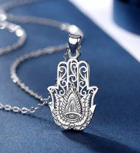 Load image into Gallery viewer, Hamsa Hand Silver